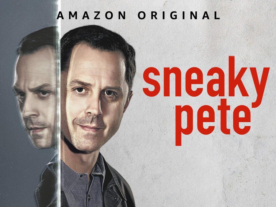 “Sneaky Pete”, un hábil estafador perseguido por un astuto villano